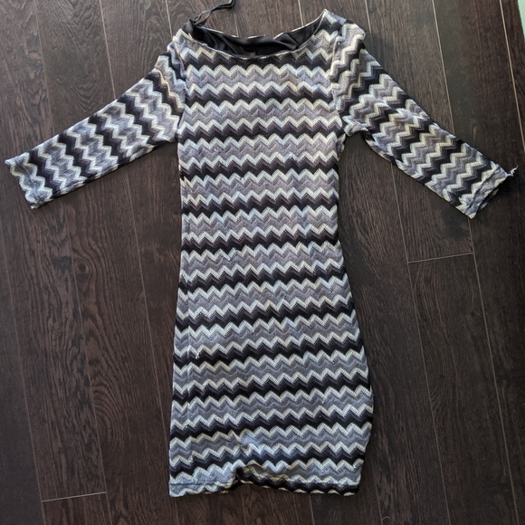 Chevron Dress - Picture 4 of 5